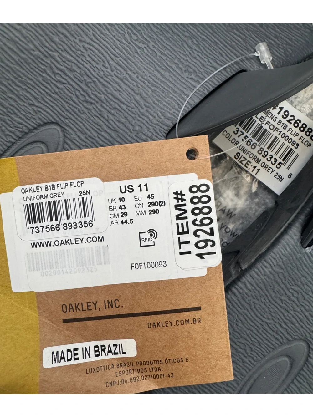Oakley Uniform Grey Men's Flip Flop Sandals, Size 11 - NWT